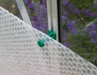 Elite Bubble Plastic + 30 Lining Hooks Clips