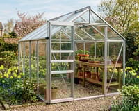 How to Set Up a New Greenhouse: First-Time Owner