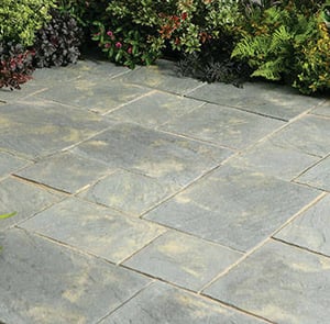 Abbey 5.76m Mixed Paving Kit in Antique