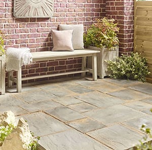 Abbey 10.22m Mixed Paving Kit in Antique