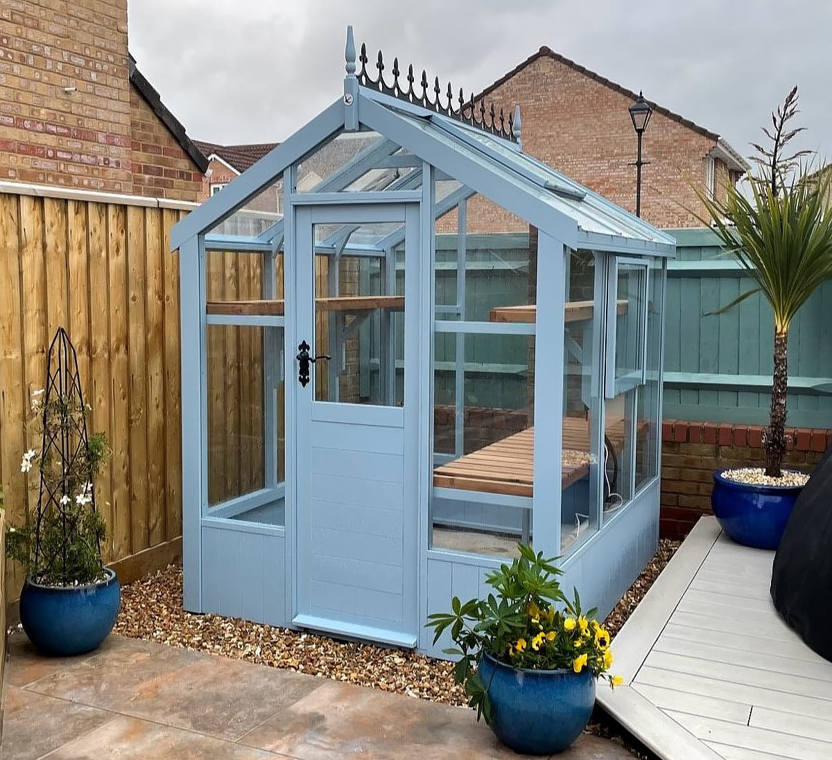 Swallow Lark 4x4 Wooden Greenhouse in Thermowood